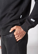 Basic Black Pullover